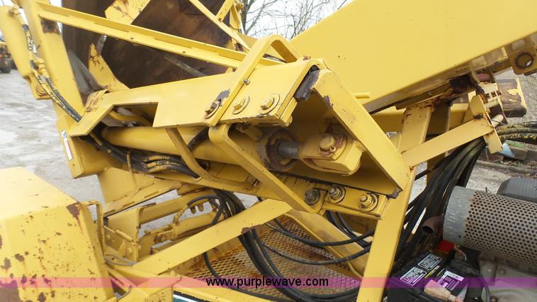 image for item L1348 1998 Vermeer TS-44A tree spade