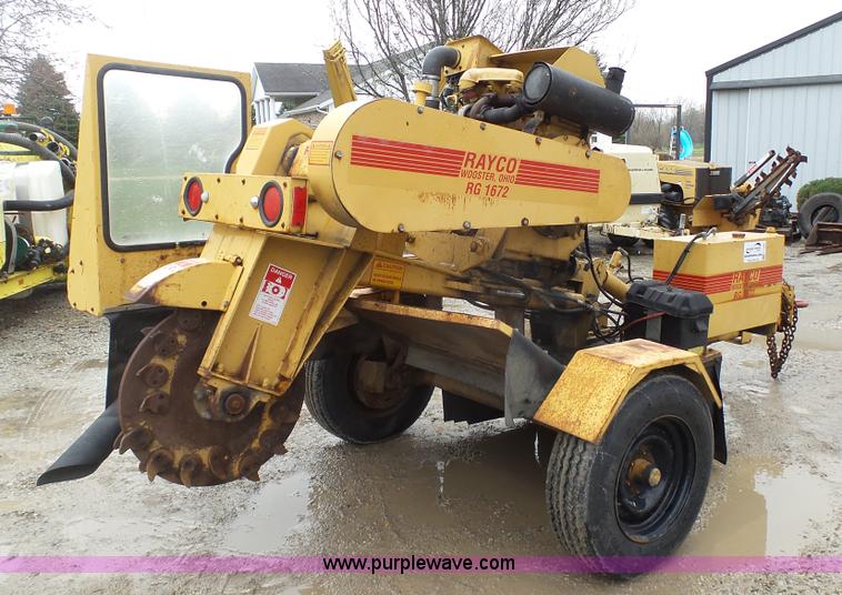 image for item L1350 Rayco RG1672 stump grinder