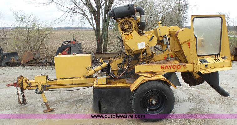 image for item L1350 Rayco RG1672 stump grinder