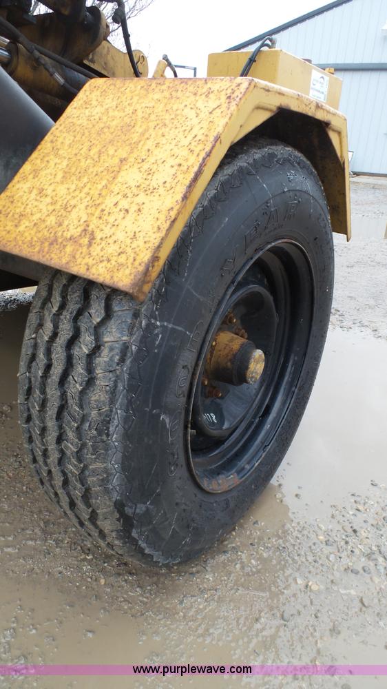 image for item L1350 Rayco RG1672 stump grinder