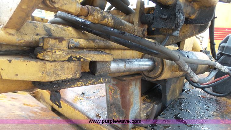 image for item L1350 Rayco RG1672 stump grinder