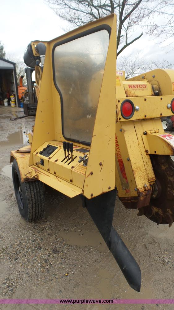 image for item L1350 Rayco RG1672 stump grinder