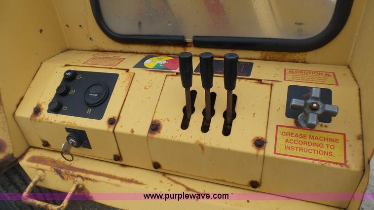 image for item L1350 Rayco RG1672 stump grinder