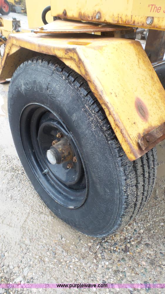 image for item L1350 Rayco RG1672 stump grinder