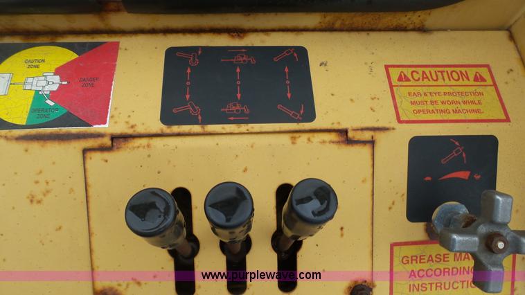 image for item L1350 Rayco RG1672 stump grinder