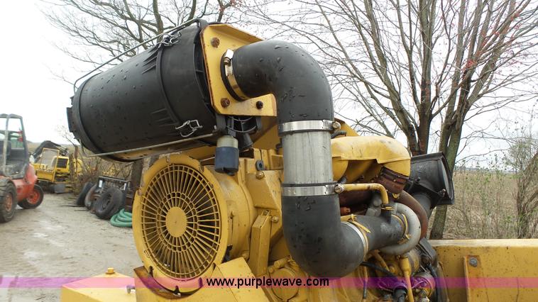 image for item L1350 Rayco RG1672 stump grinder