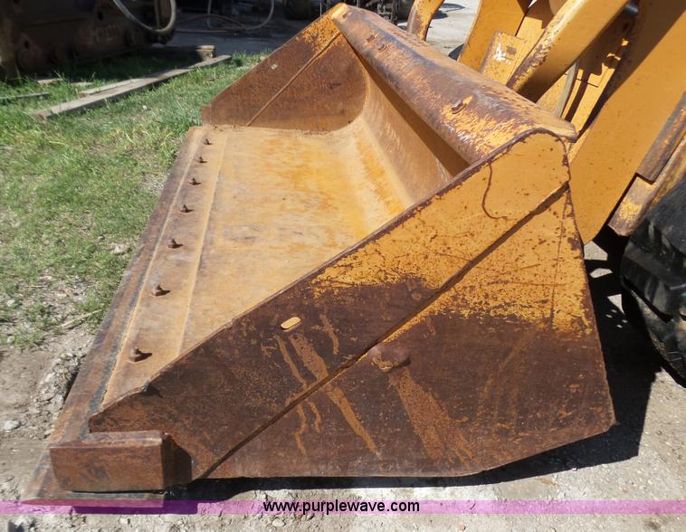 image for item L1532 2010 Case 450CT Series III skid steer