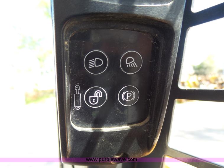 image for item L1533 2006 Case 465XT skid steer