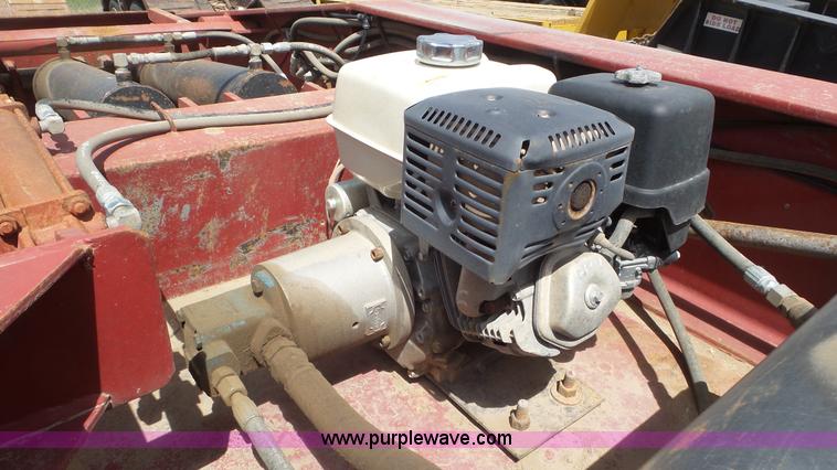 image for item L2177 2006 Witzco Challenger lowboy equipment trailer