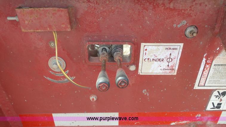 image for item L2177 2006 Witzco Challenger lowboy equipment trailer