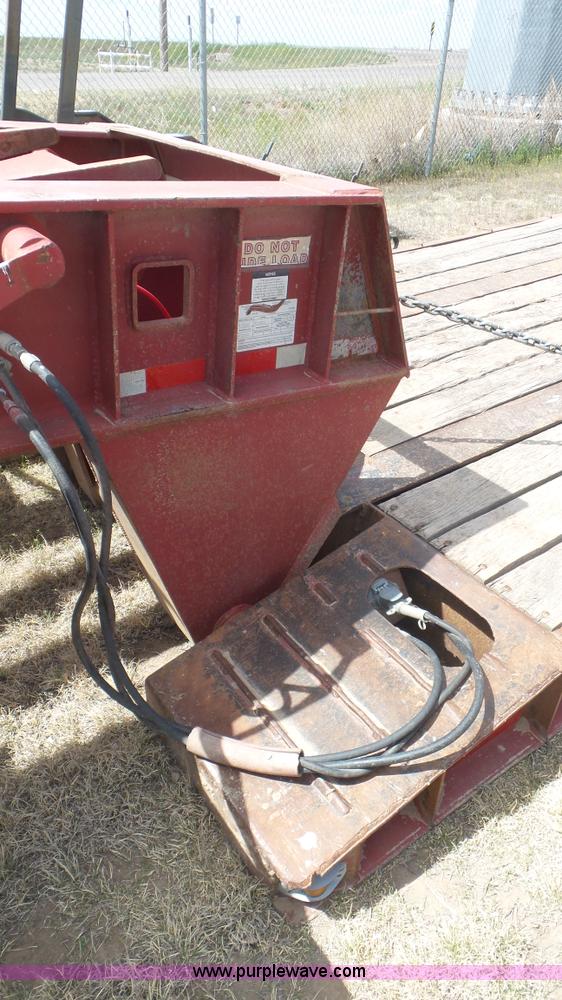 image for item L2177 2006 Witzco Challenger lowboy equipment trailer