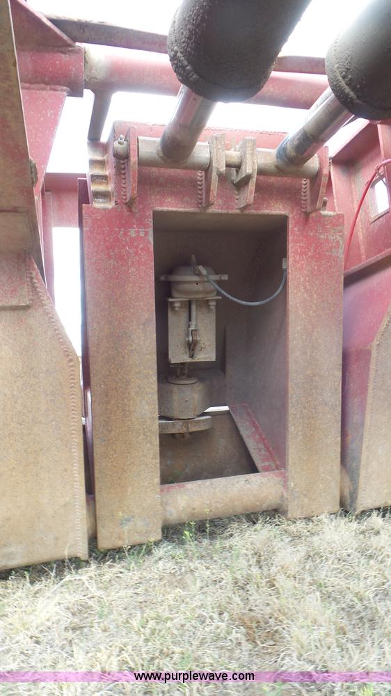 image for item L2177 2006 Witzco Challenger lowboy equipment trailer