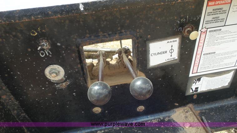 image for item L2178 2006 Witzco Challenger low boy equipment trailer