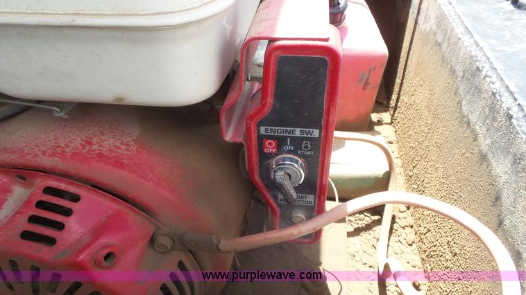 image for item L2178 2006 Witzco Challenger low boy equipment trailer