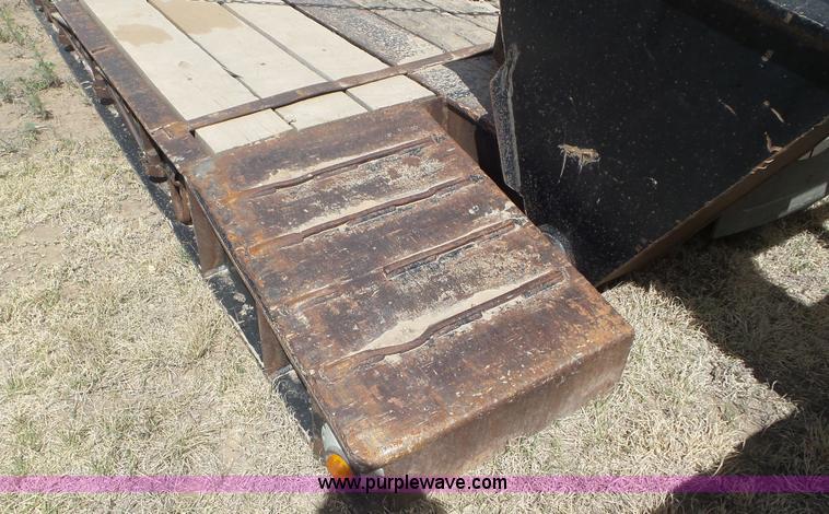 image for item L2178 2006 Witzco Challenger low boy equipment trailer