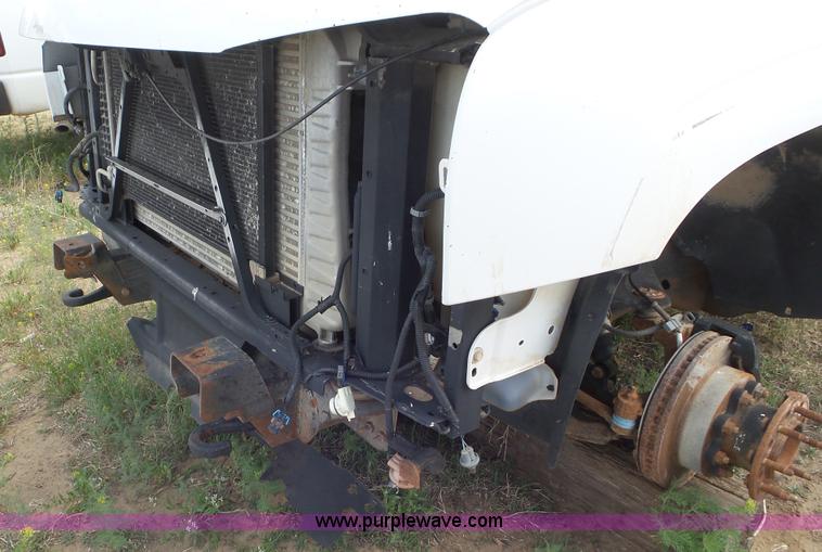 image for item L2182 2006 Chevrolet Silverado 3500 pickup truck