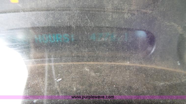 image for item L2183 2006 Chevrolet Silverado 3500 flatbed pickup truck