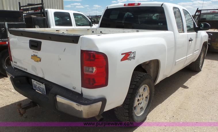 image for item L2184 2011 Chevrolet Silverado 1500 Ext. Cab pickup truck