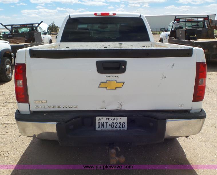 image for item L2184 2011 Chevrolet Silverado 1500 Ext. Cab pickup truck