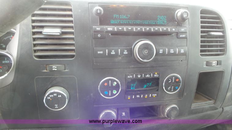 image for item L2184 2011 Chevrolet Silverado 1500 Ext. Cab pickup truck