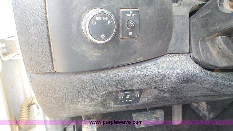 image for item L2184 2011 Chevrolet Silverado 1500 Ext. Cab pickup truck