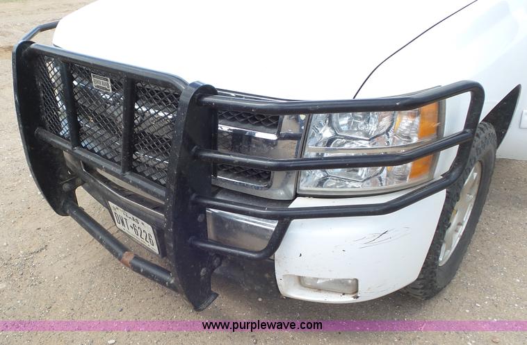 image for item L2184 2011 Chevrolet Silverado 1500 Ext. Cab pickup truck