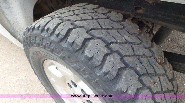 image for item L2184 2011 Chevrolet Silverado 1500 Ext. Cab pickup truck