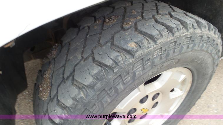 image for item L2184 2011 Chevrolet Silverado 1500 Ext. Cab pickup truck