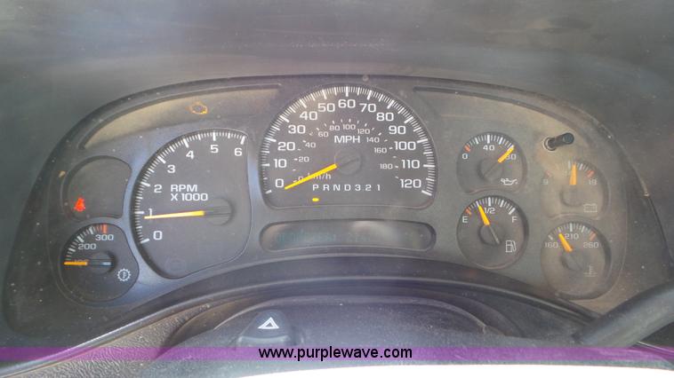 image for item L2189 2007 Chevrolet Silverado 2500HD Ext. Cab pickup truck