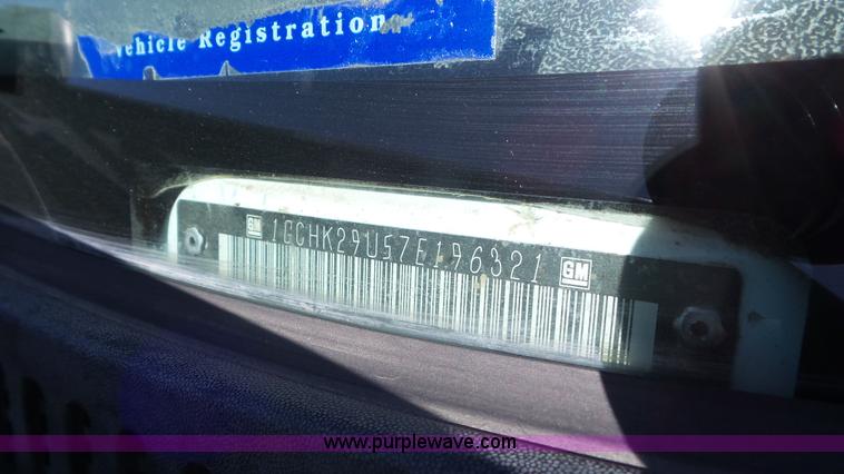 image for item L2189 2007 Chevrolet Silverado 2500HD Ext. Cab pickup truck