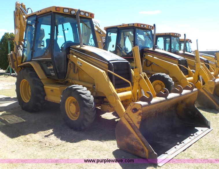 image for item L2192 2001 Caterpillar 420D backhoe