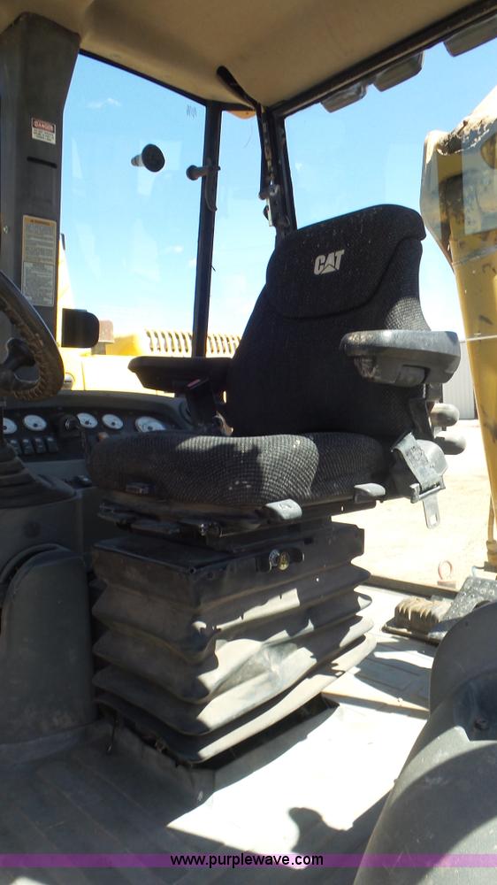 image for item L2192 2001 Caterpillar 420D backhoe