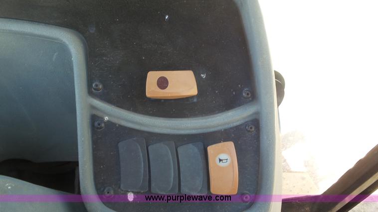 image for item L2192 2001 Caterpillar 420D backhoe