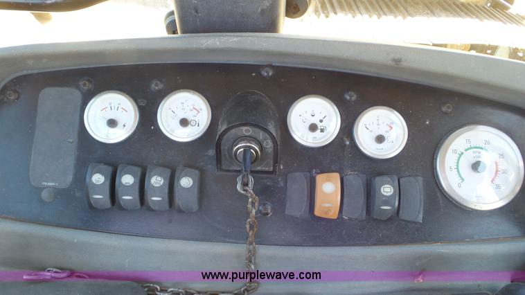 image for item L2192 2001 Caterpillar 420D backhoe