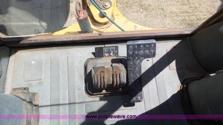 image for item L2192 2001 Caterpillar 420D backhoe