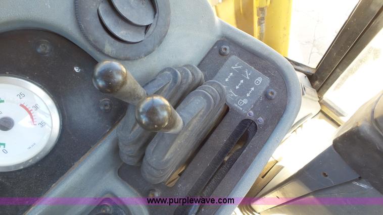 image for item L2192 2001 Caterpillar 420D backhoe