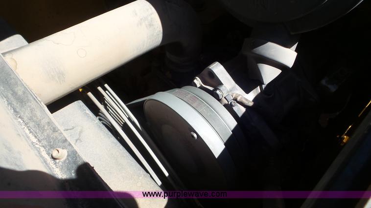 image for item L2192 2001 Caterpillar 420D backhoe