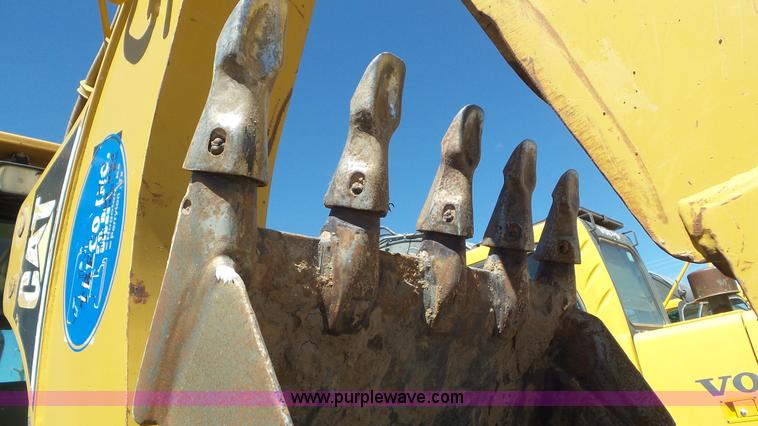 image for item L2192 2001 Caterpillar 420D backhoe