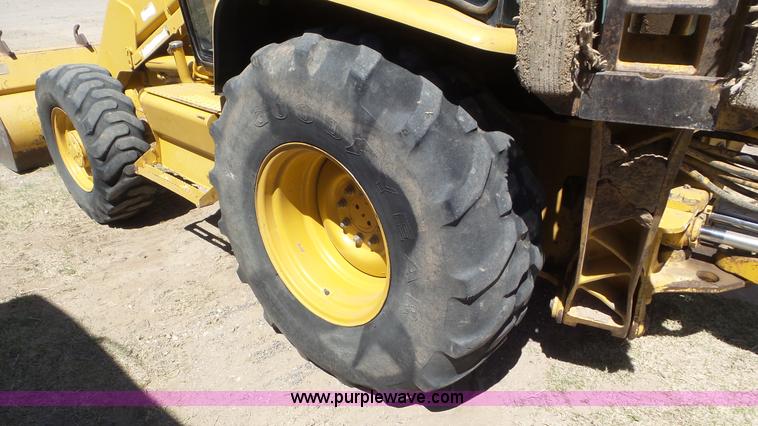 image for item L2192 2001 Caterpillar 420D backhoe