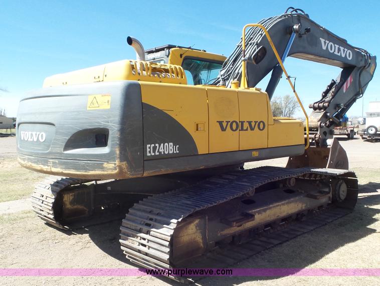 image for item L2193 2005 Volvo EC240BL C excavator