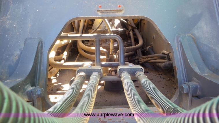 image for item L2193 2005 Volvo EC240BL C excavator