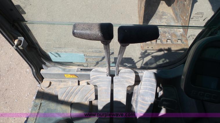 image for item L2194 2005 Volvo EC240BL C excavator