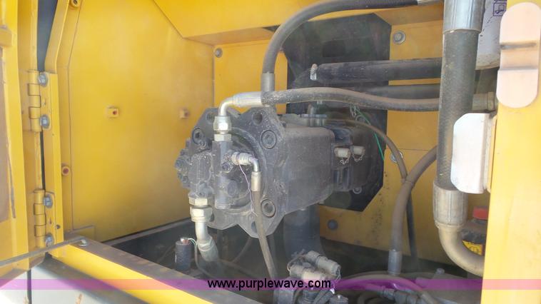 image for item L2194 2005 Volvo EC240BL C excavator