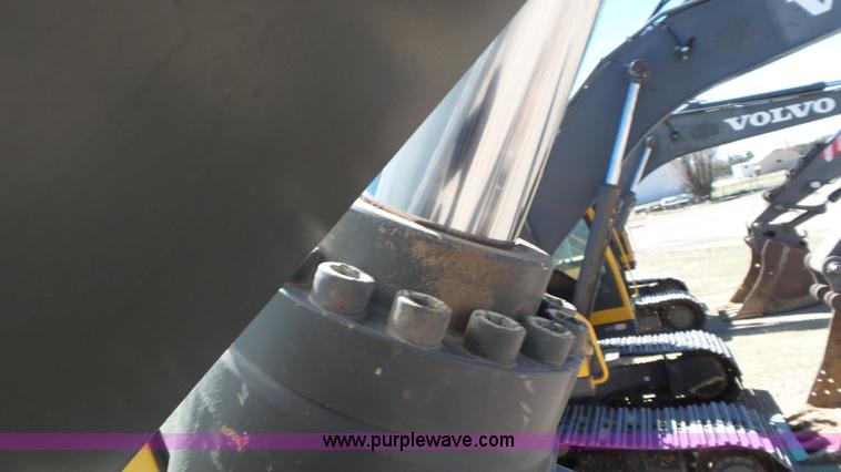 image for item L2194 2005 Volvo EC240BL C excavator