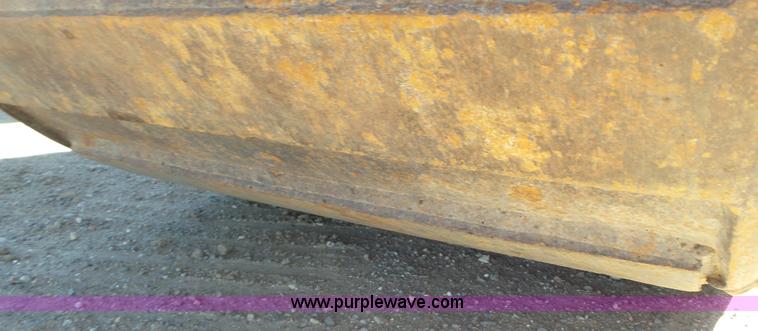 image for item L2194 2005 Volvo EC240BL C excavator