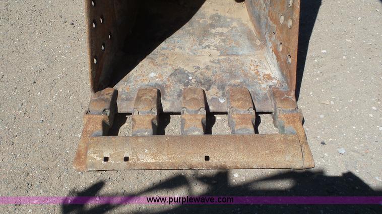 image for item L2194 2005 Volvo EC240BL C excavator