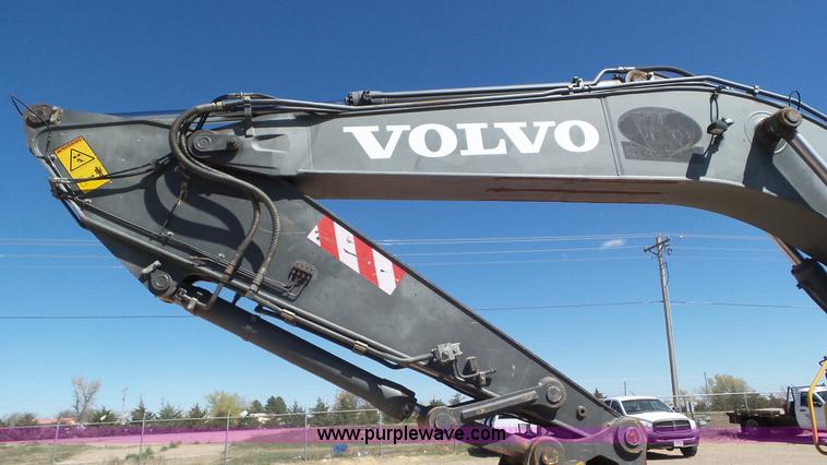 image for item L2194 2005 Volvo EC240BL C excavator