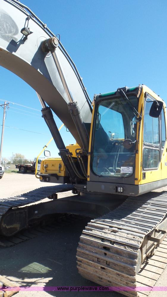image for item L2194 2005 Volvo EC240BL C excavator