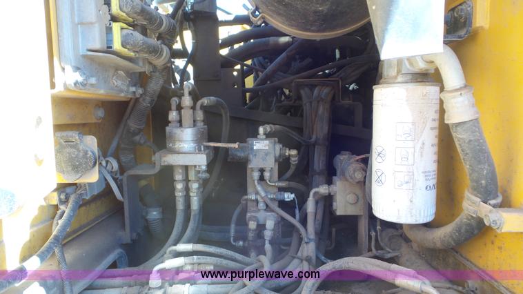 image for item L2195 2006 Volvo EC240BL C excavator