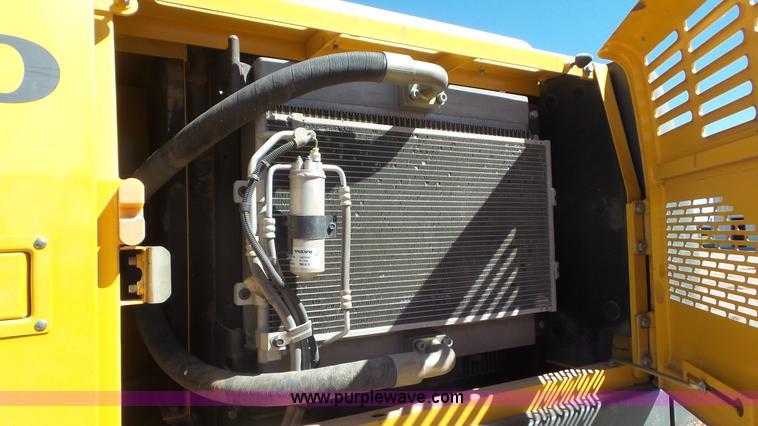 image for item L2195 2006 Volvo EC240BL C excavator